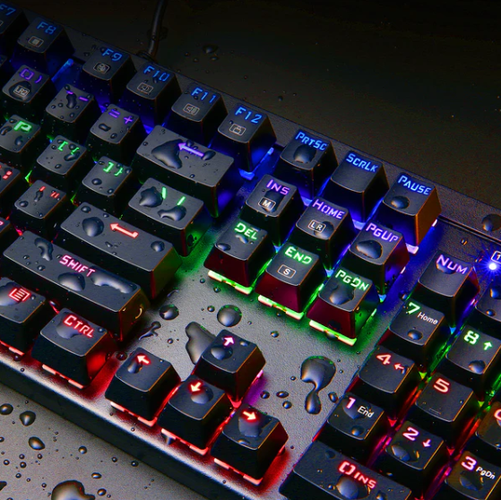 Aukey KM-G6 Tastiera Meccanica da Gaming Tasti Retroilluminati RGB Switch Blu - Layout Italiano